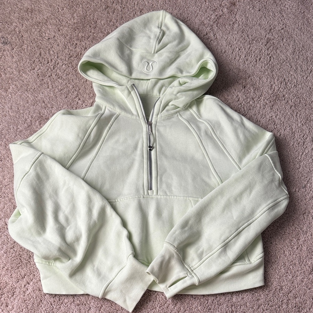 NWOT lululemon scuba